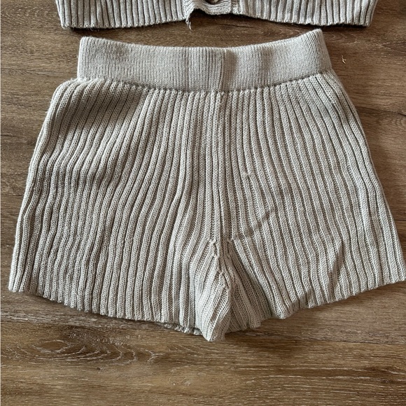 Matching set - Picture 5 of 5